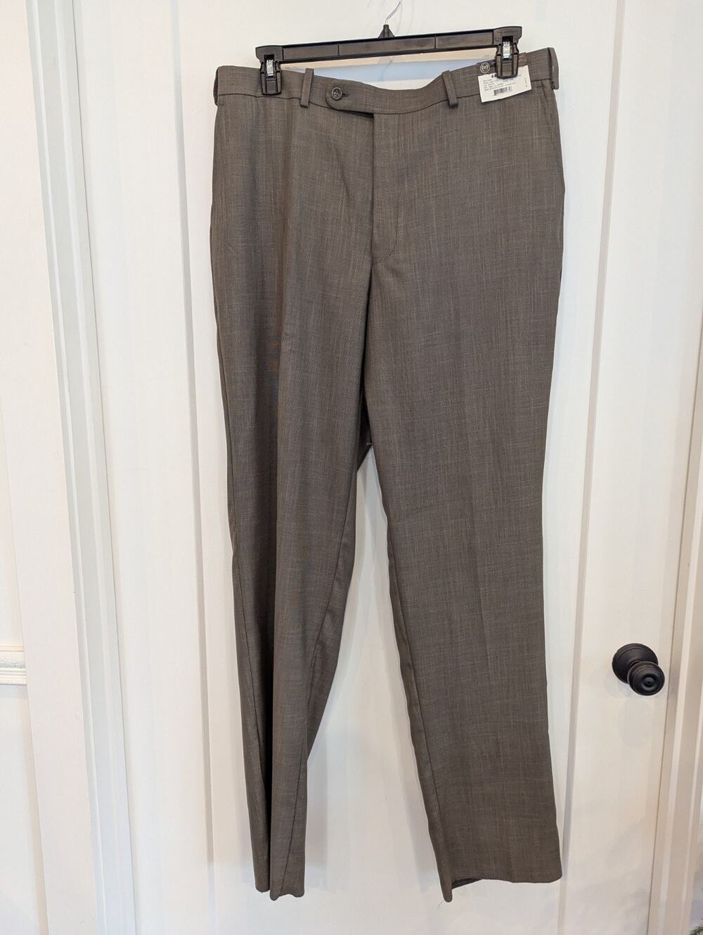 Caravelli Mens Tan Dress Pants 38W Not Hemmed Flat Front Designed In Italy NWT